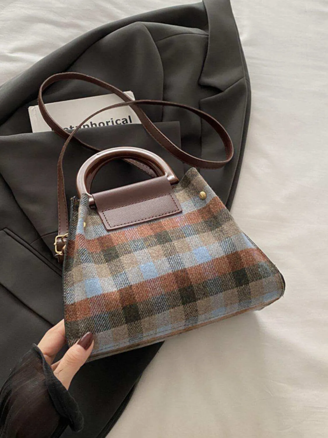 Contrast Plaid Trapezoid Shape Crossbody Bag