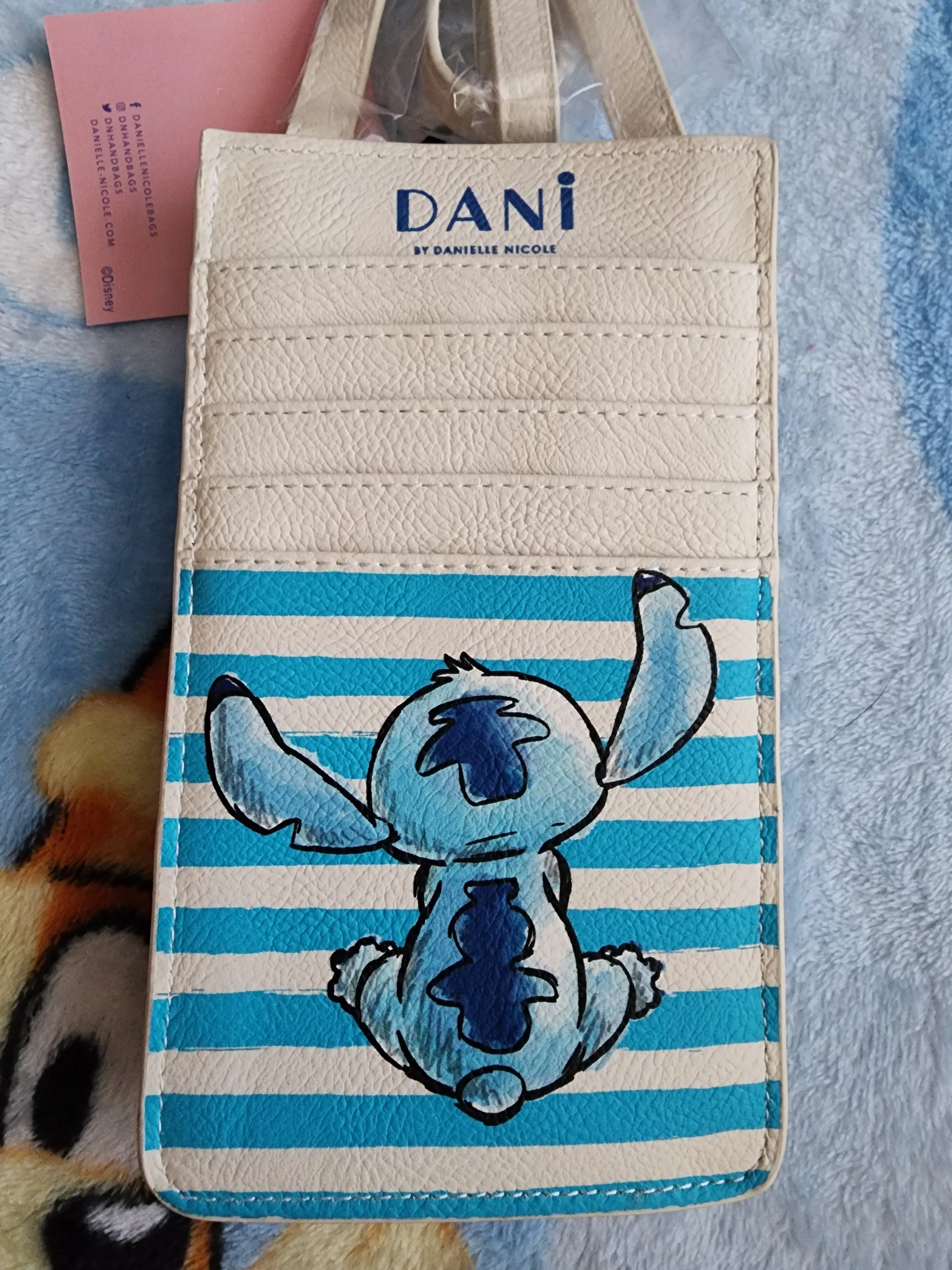 Danielle Nicole Disney Stitch Phone Bag