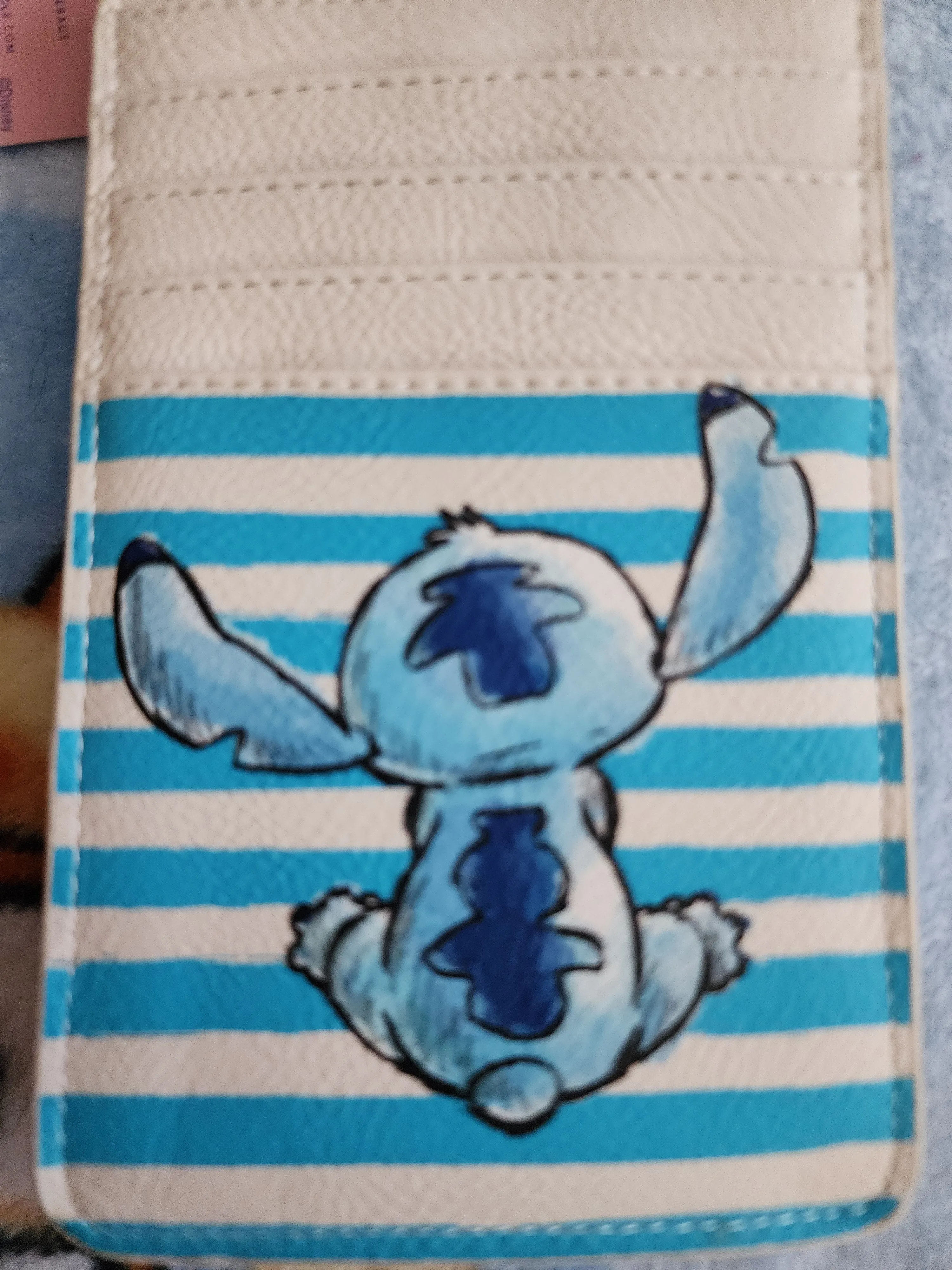 Danielle Nicole Disney Stitch Phone Bag