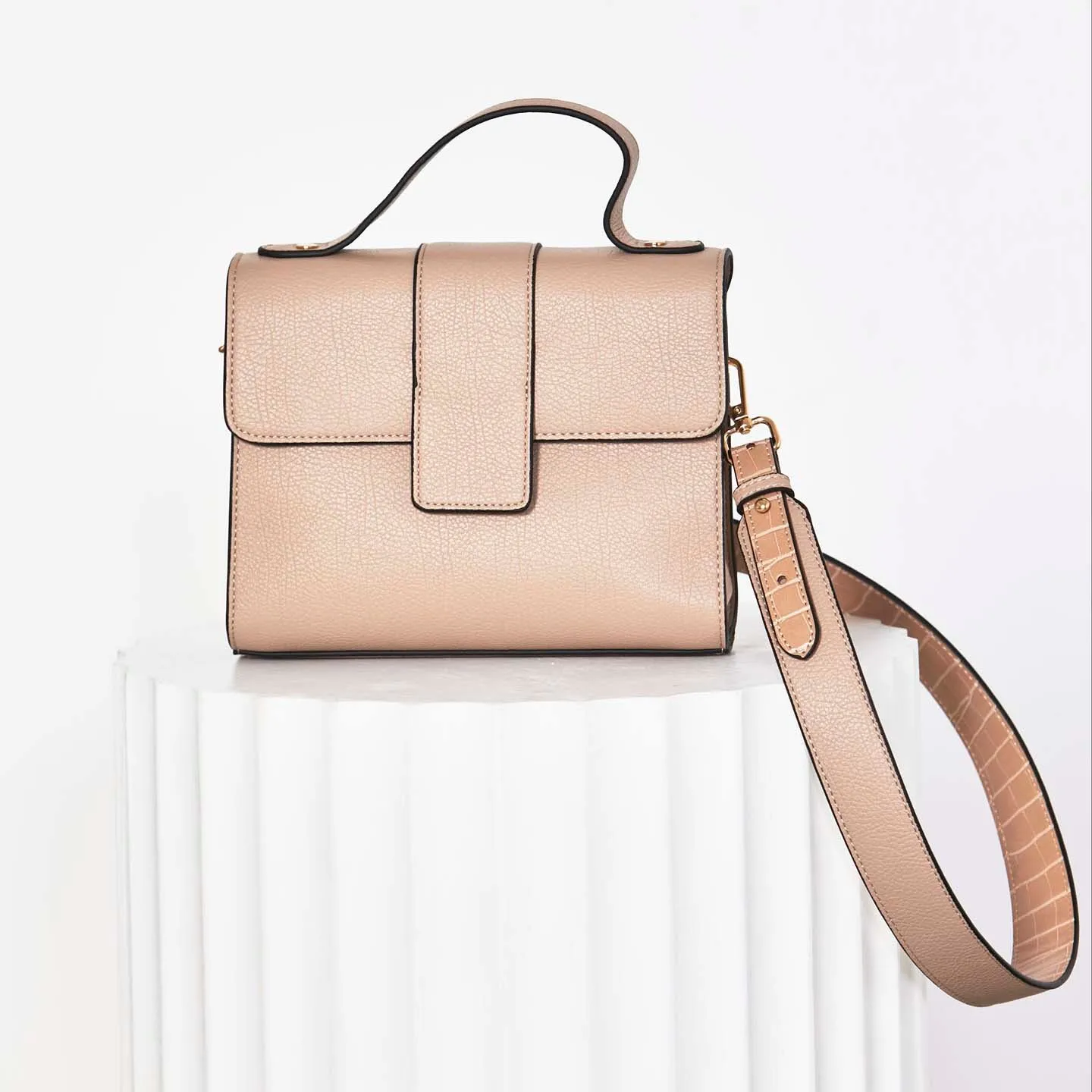 Fate   Becker The Long Run Bag in Biscuit