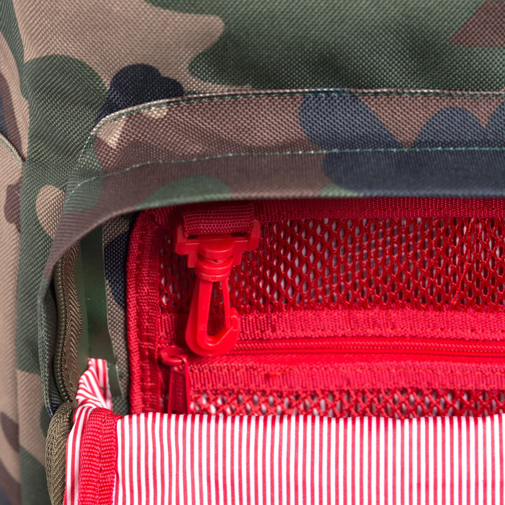 Herschel Supply Pop Quiz Backpack - Woodland Camo