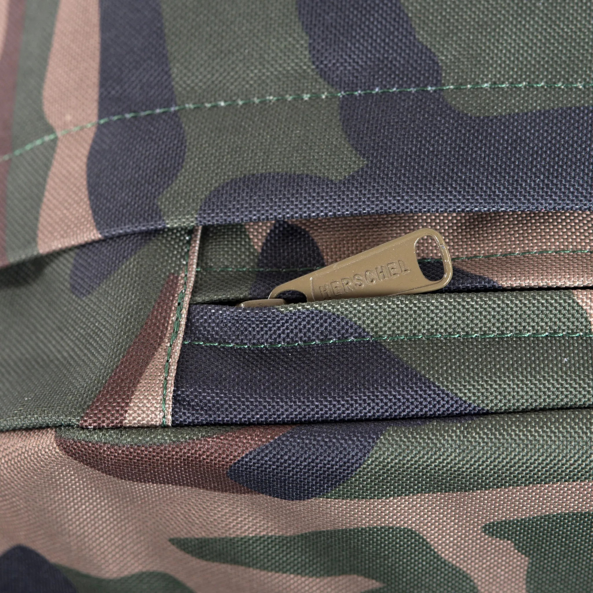 Herschel Supply Pop Quiz Backpack - Woodland Camo