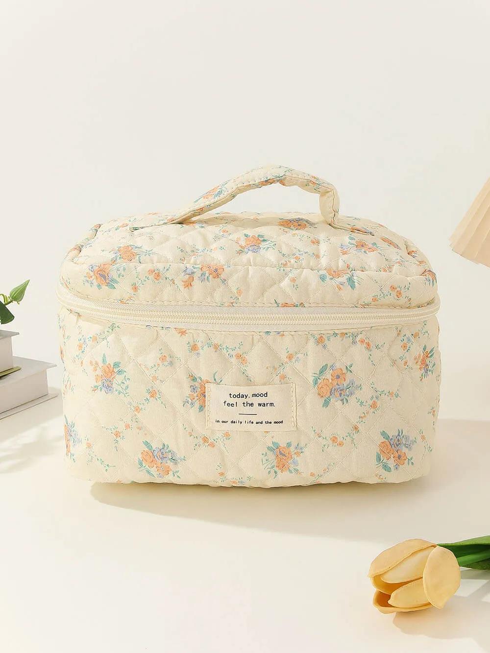 Simple And Multifunctional Makeup Bag